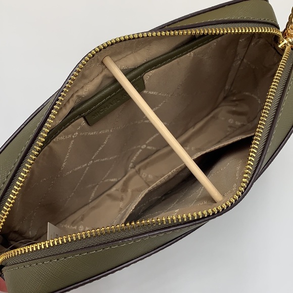 MICHAEL KORS OLIVE COLOR 
Jet Set Large Saffiano Leather Crossbody Bag - Picture 8 of 14
